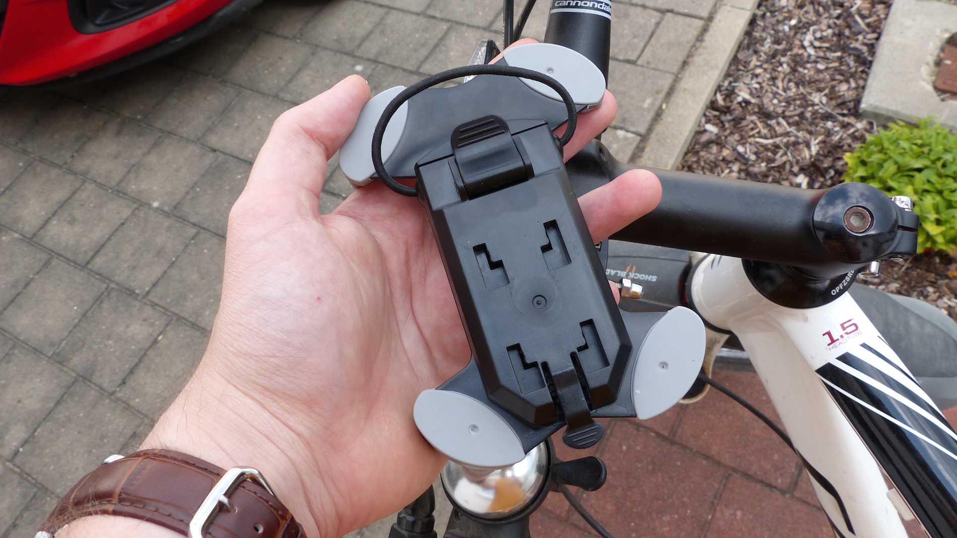 Avantek Universal Handy Fahrrad Halterung im Test