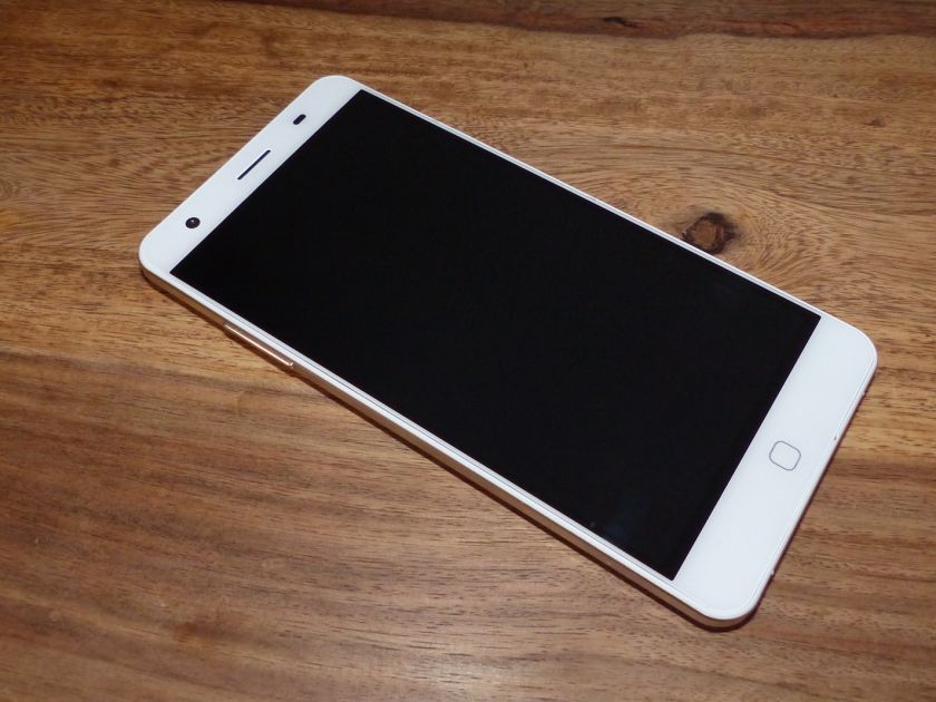 elephone-p7000-front