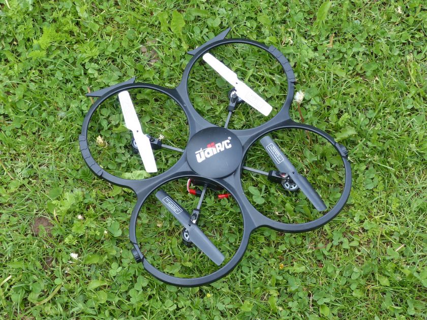 UDI U818A Quadrocopter Test