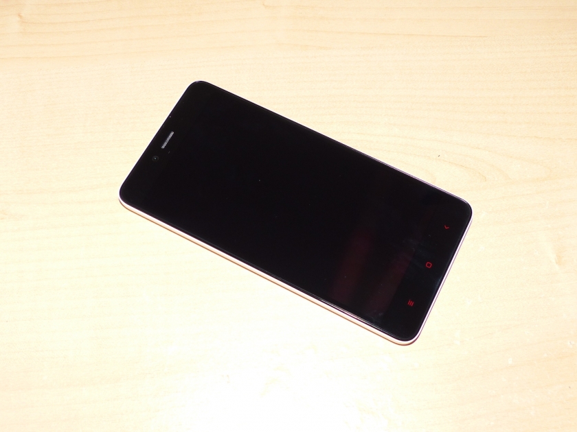 xiaomi-redmi-note2-test-front