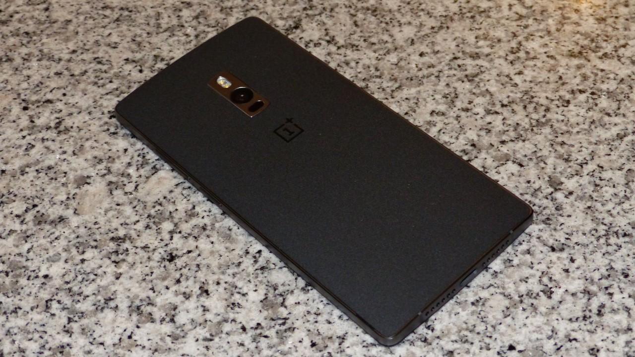 OnePlus 2: OxygenOS 2.1.2 veröffentlicht