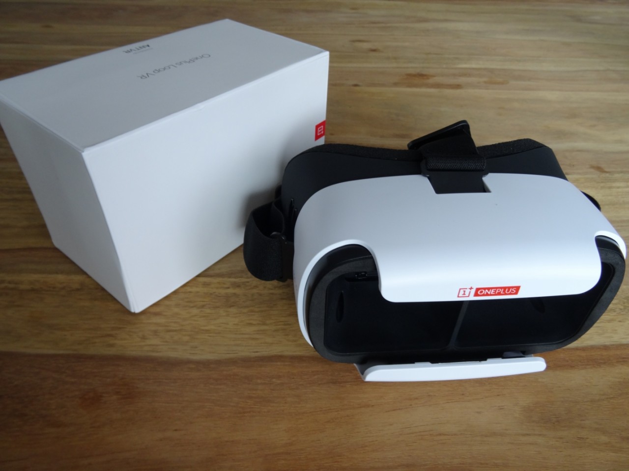 Oneplus Loop VR Unboxing