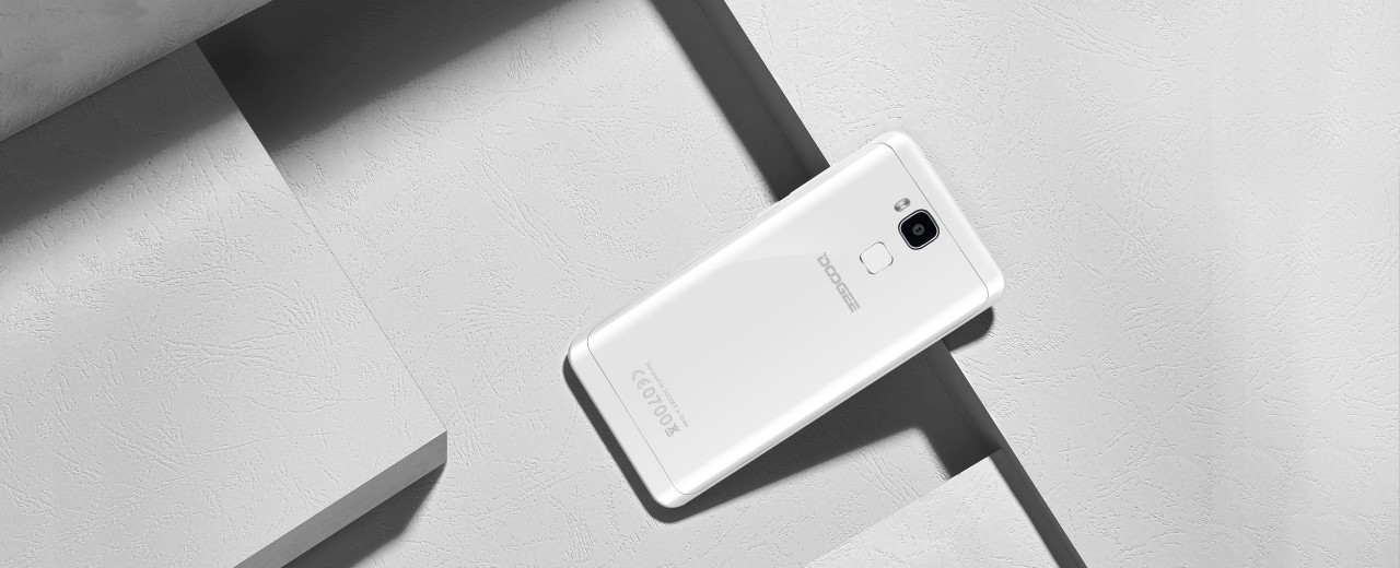 Doogee Y6 Piano White: Neue Bilder