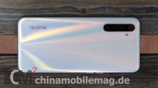 realme 6 design