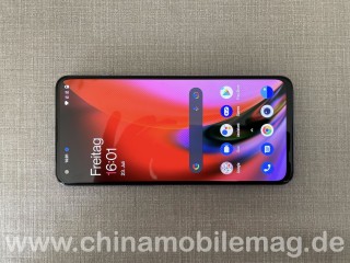 OnePlus Nord 2 Display