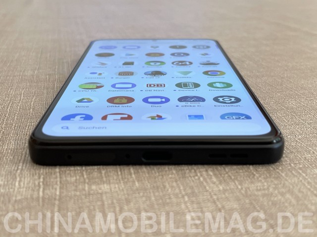 Poco F4 Display