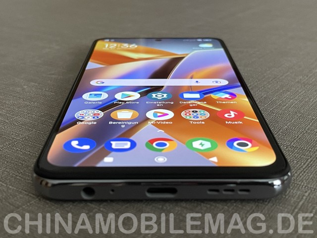 Poco M5S Display