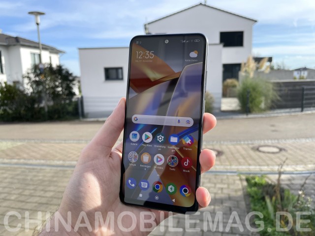 Poco M5S Display