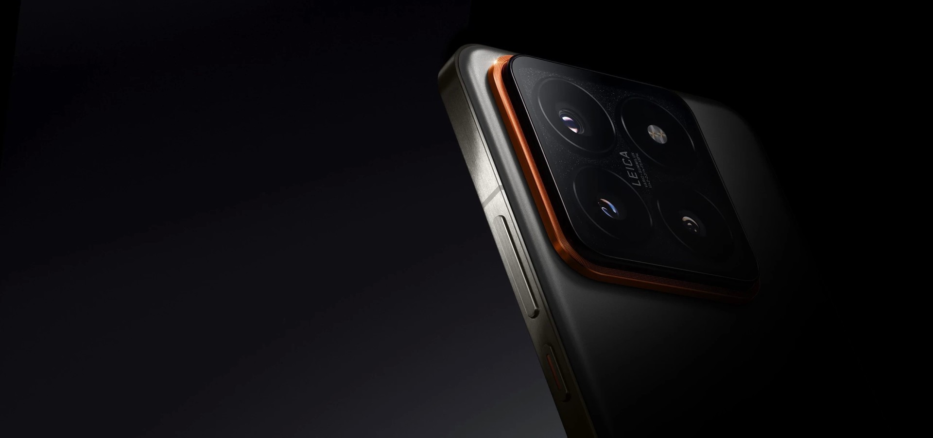 Xiaomi 14 Pro Titan