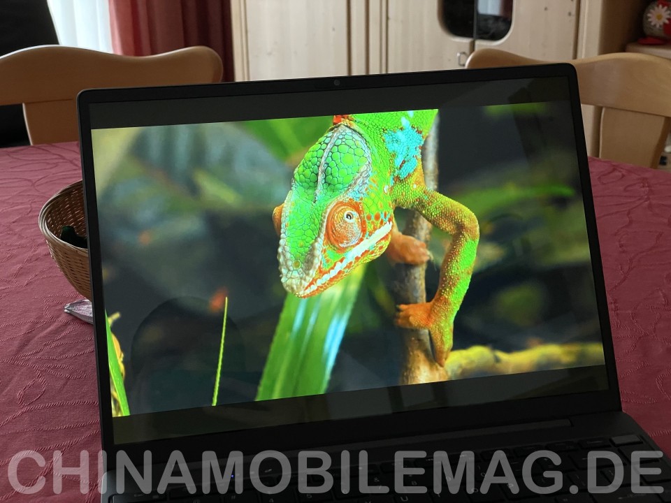 Chuwi CoreBook X 12450H Display