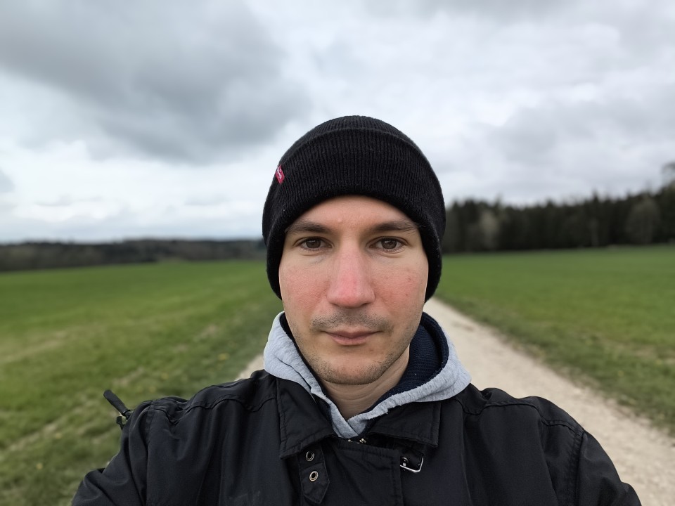 Poco X7 Pro Frontkamera