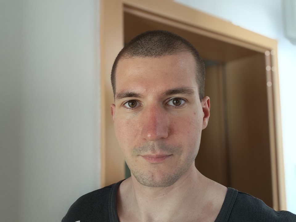 Xiaomi 15 Ultra Frontkamera
