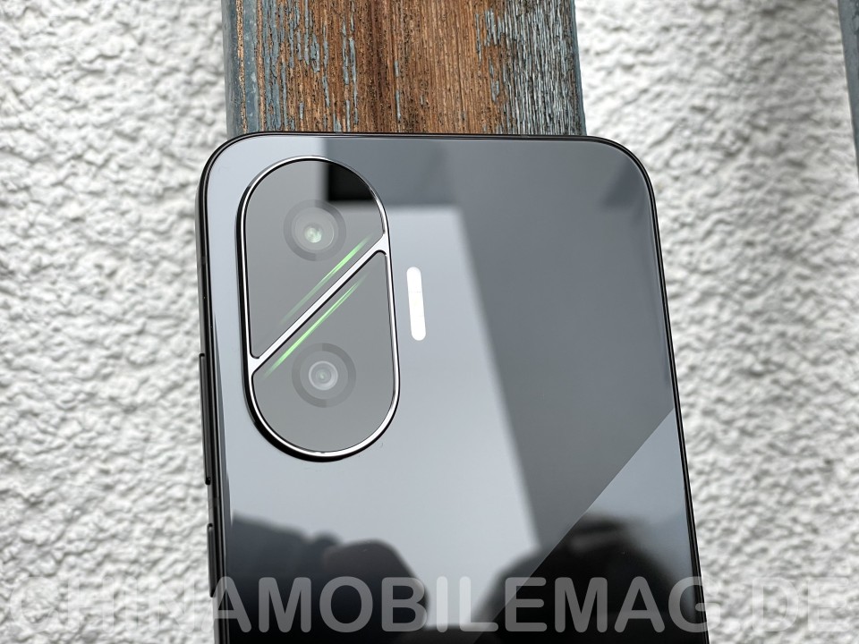 Poco F7