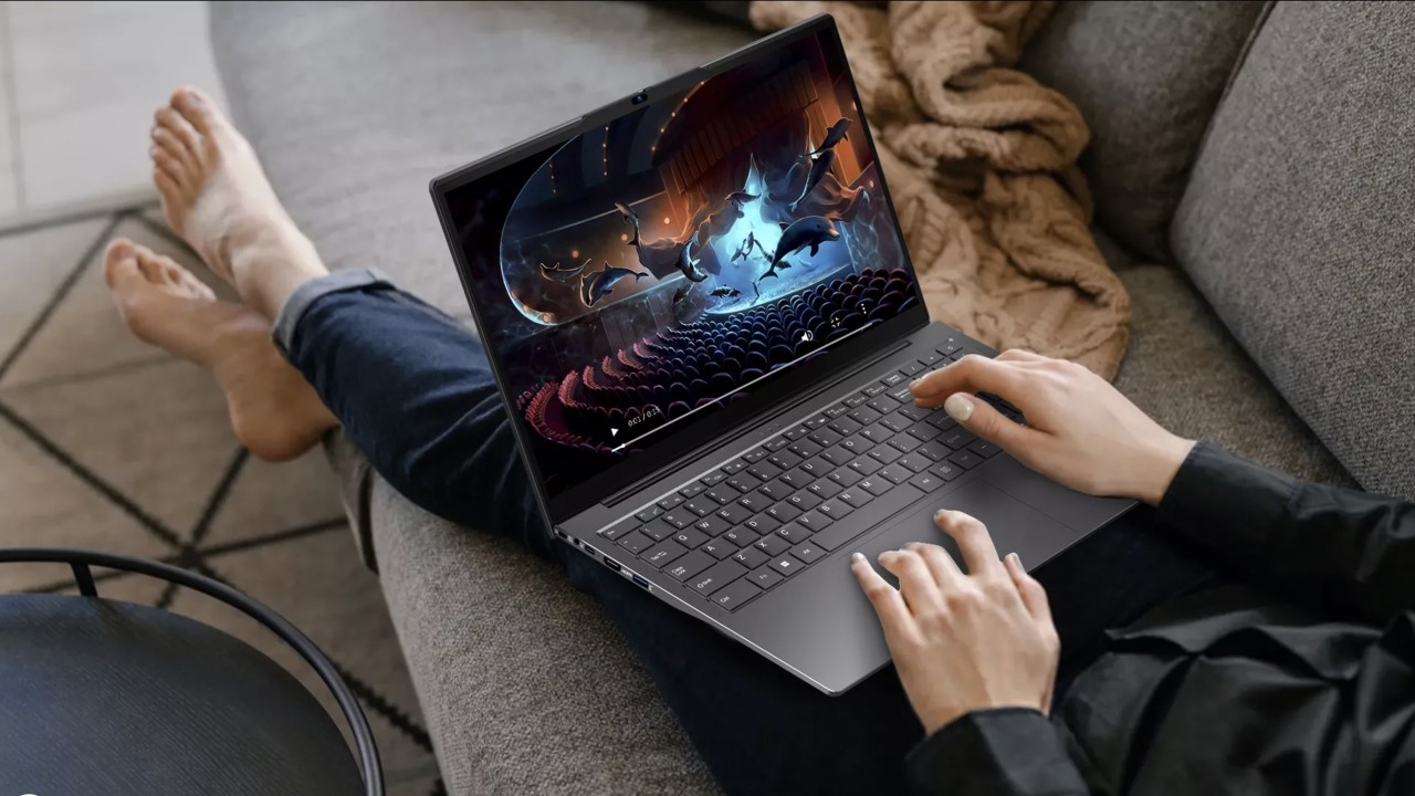 BMAX MaxBook X17 Power
