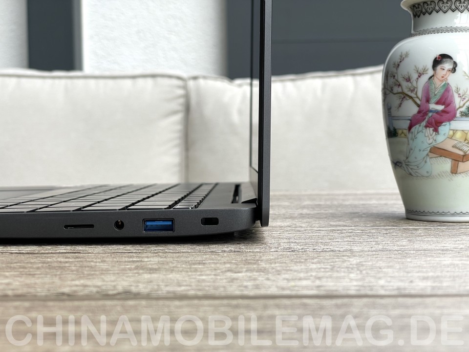 Chuwi CoreBook X 7430U