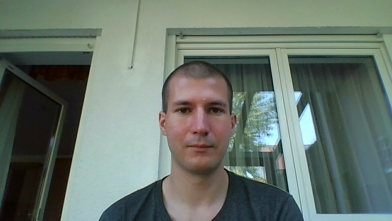 Chuwi CoreBook X 7430U Webcam Outdoor