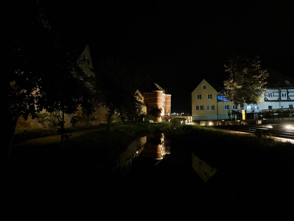 Vivo X Fold 5 Ultrawide-Kamera Nacht