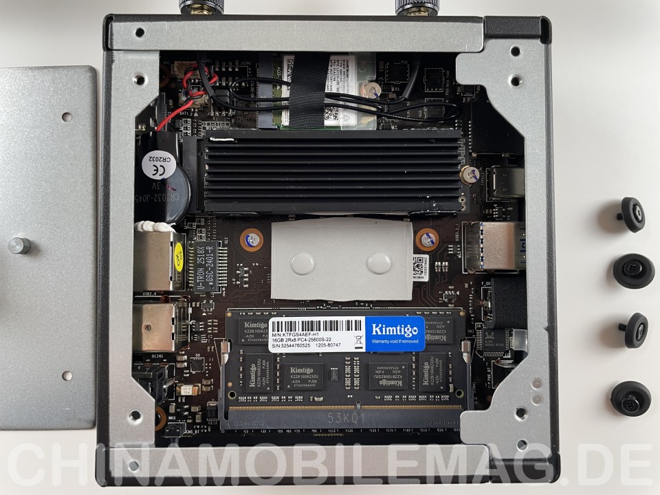 Minix Z150-0dB Teardown