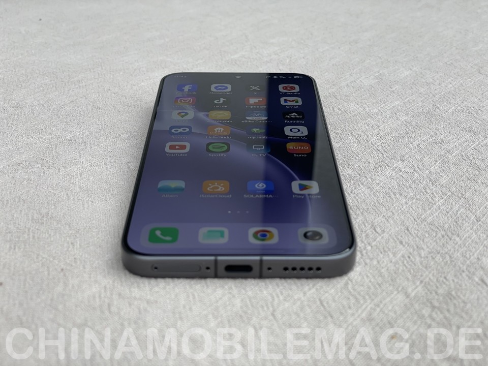 Vivo X300 Pro Display