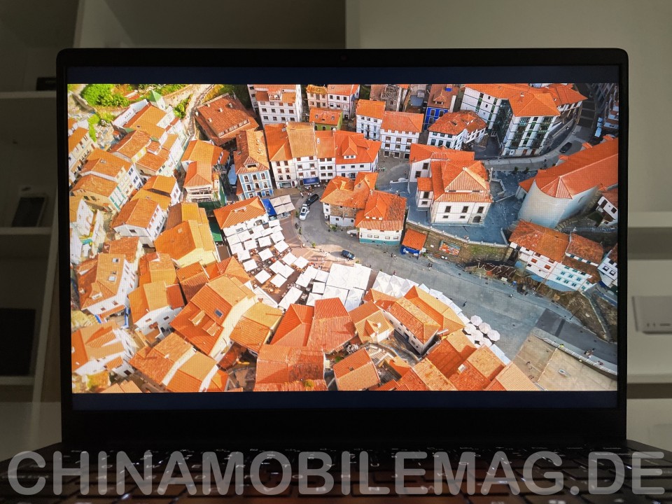 Chuwi CoreBook Air Display Farben