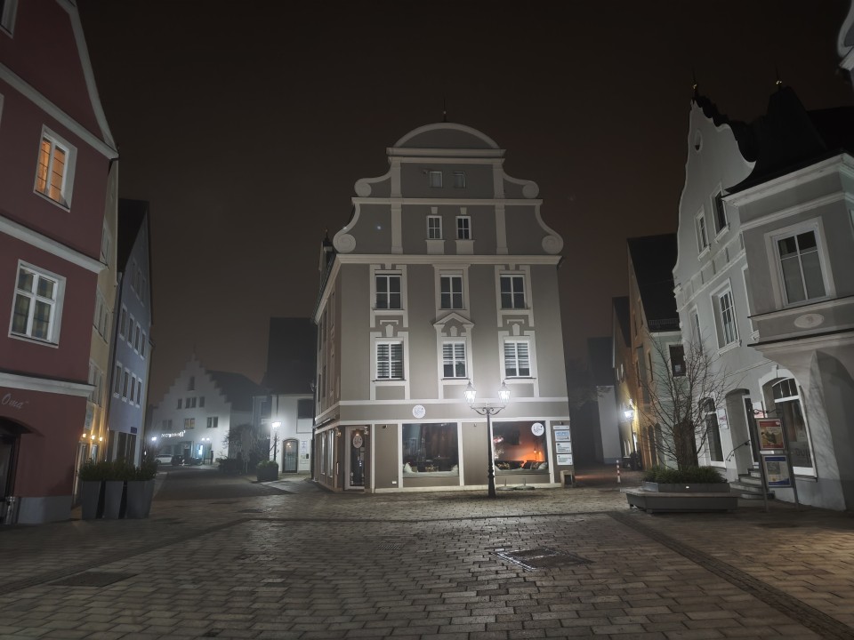 Poco F8 Pro Kamera Haupt Nacht