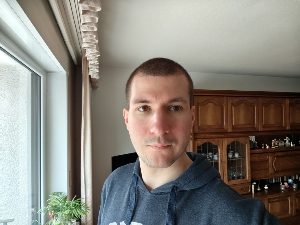 Poco F8 Pro Frontkamera