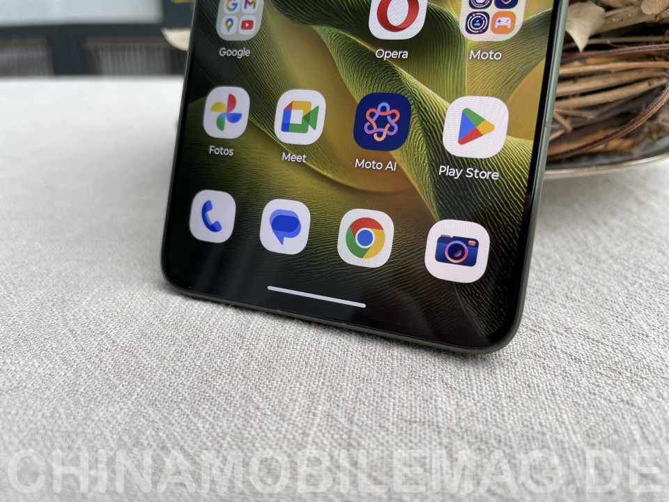 Motorola Edge 70 Display