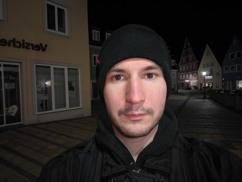 OnePlus 15 Frontkamera