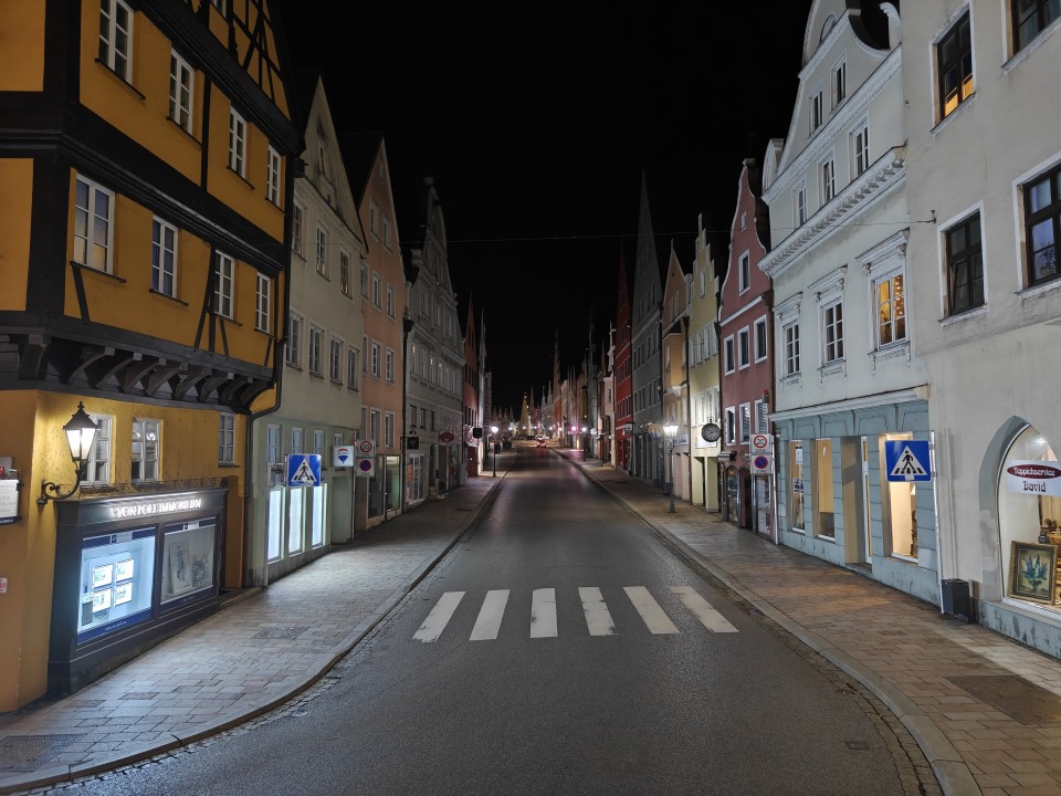 OnePlus 15 Kamera Haupt Nacht