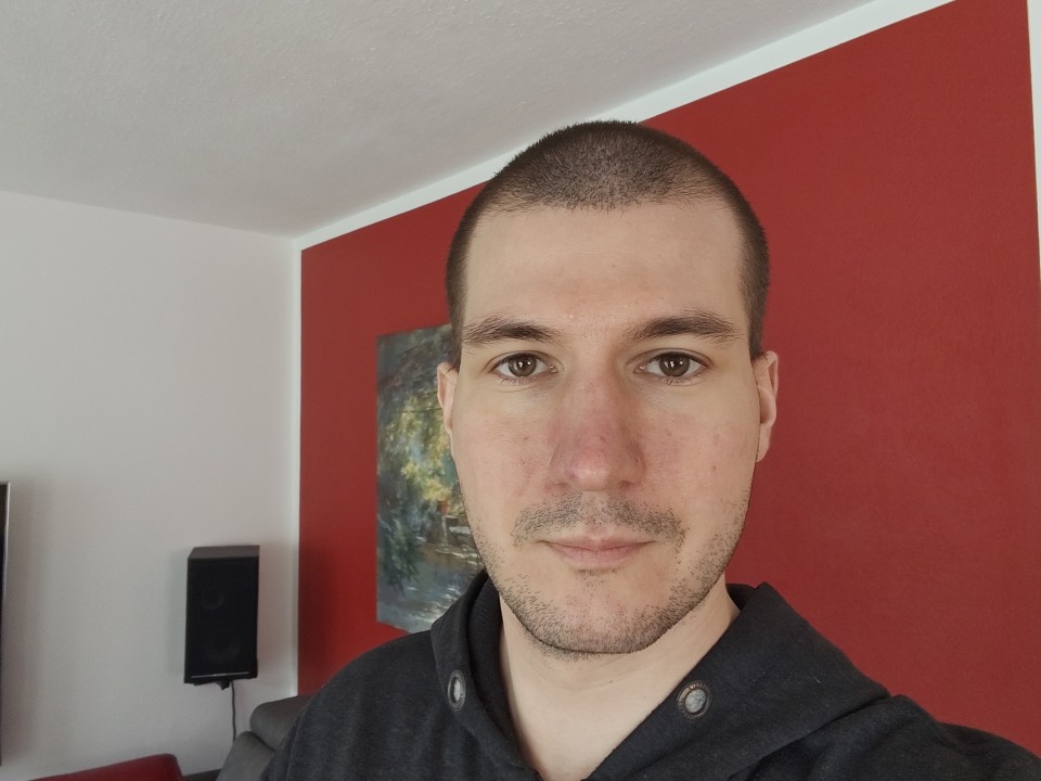 Poco F8 Ultra Frontkamera Standard