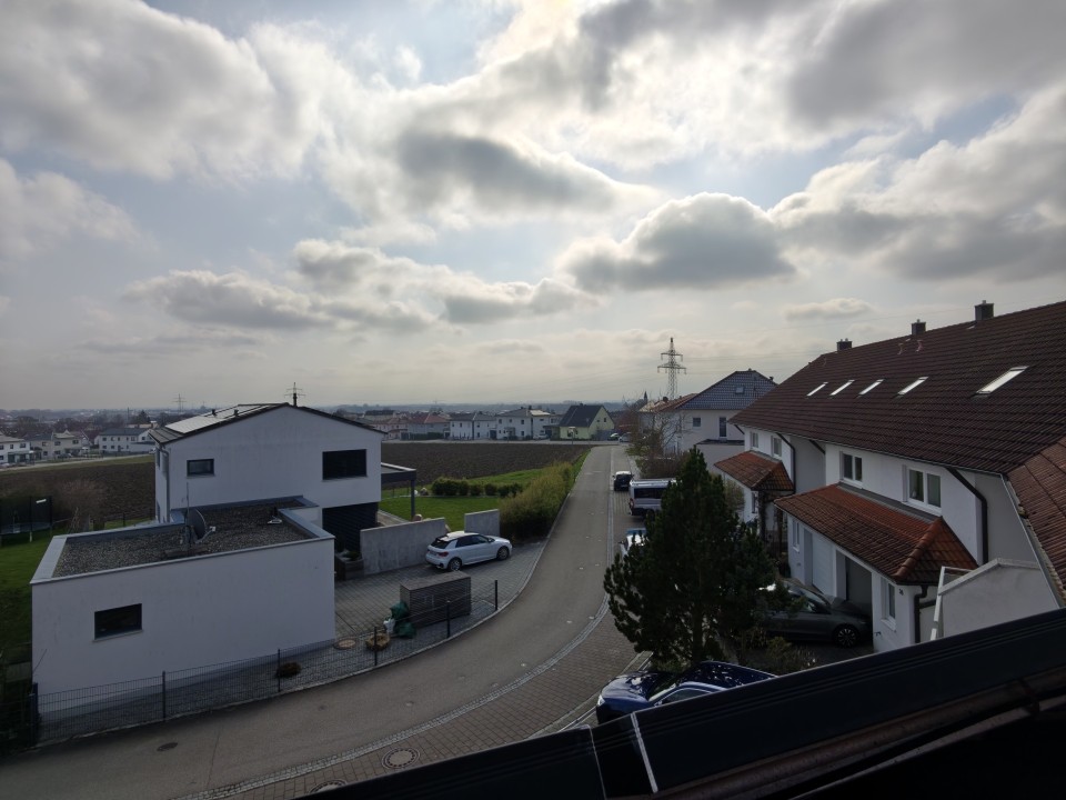 Poco F8 Ultra Kamera Ultrawide 12MP Standard