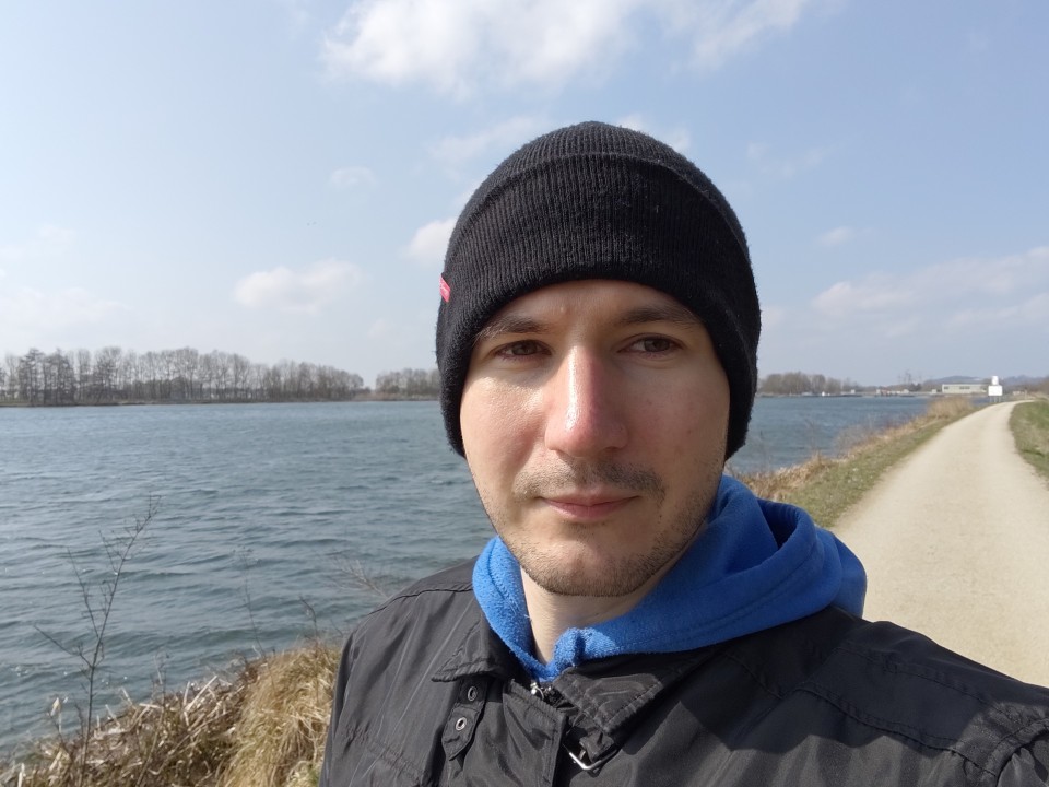 Poco F8 Ultra Frontkamera Standard