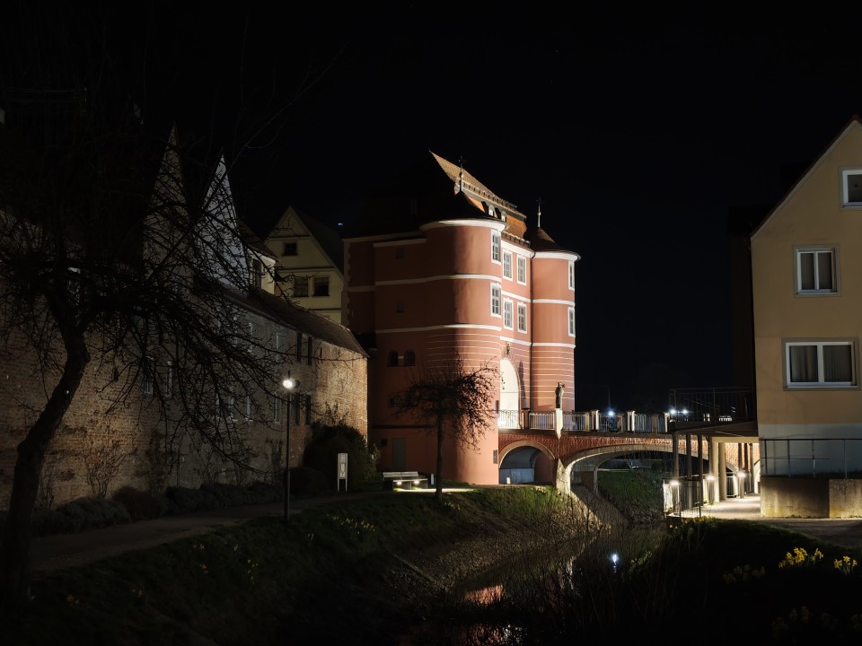 Poco F8 Ultra Kamera Haupt Digitalzoom