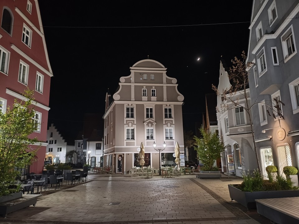 Poco X8 Pro Kamera Haupt Nacht