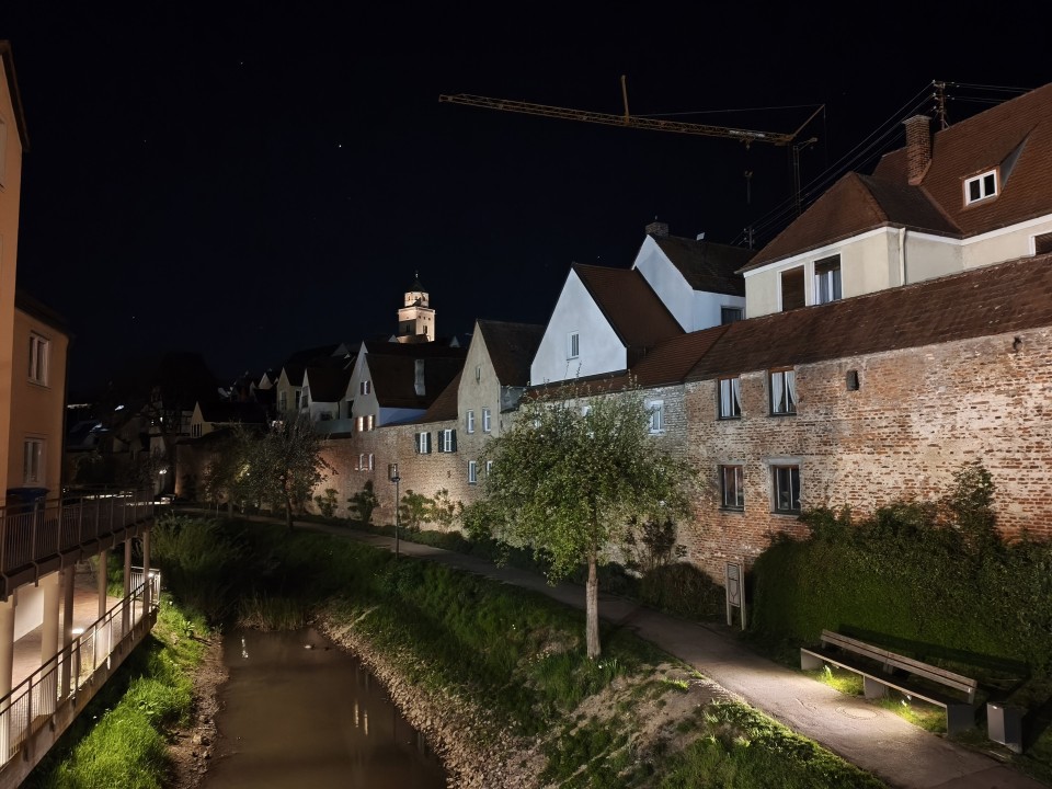 Poco X8 Pro Kamera Haupt Nacht