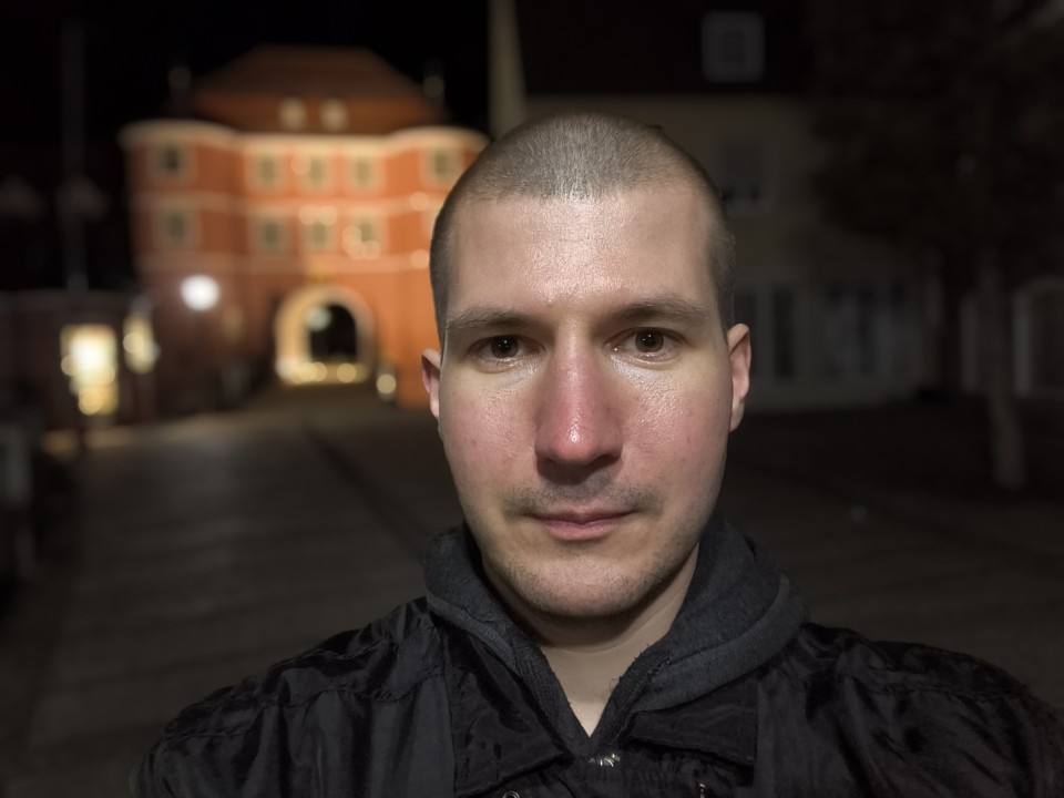 Poco X8 Pro Frontkamera