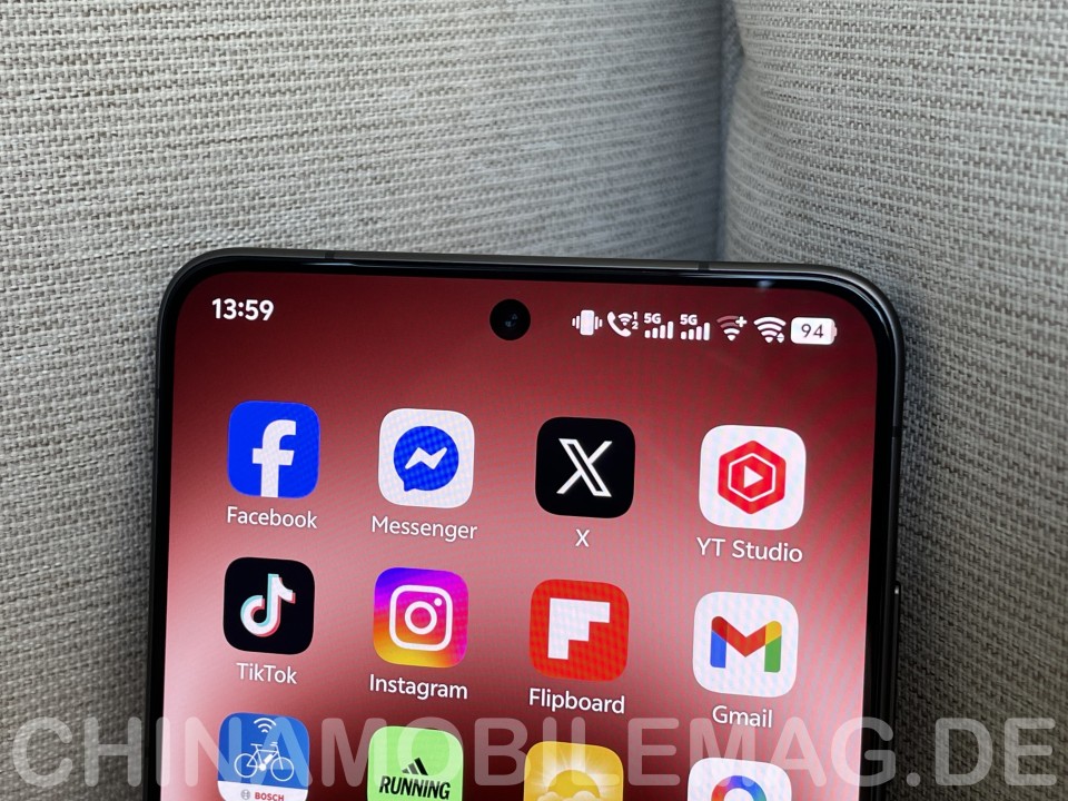 Vivo X300 Ultra Display