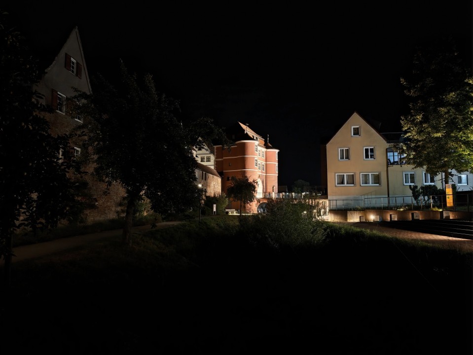 Oppo Find X9 Ultra Kamera Haupt Nacht