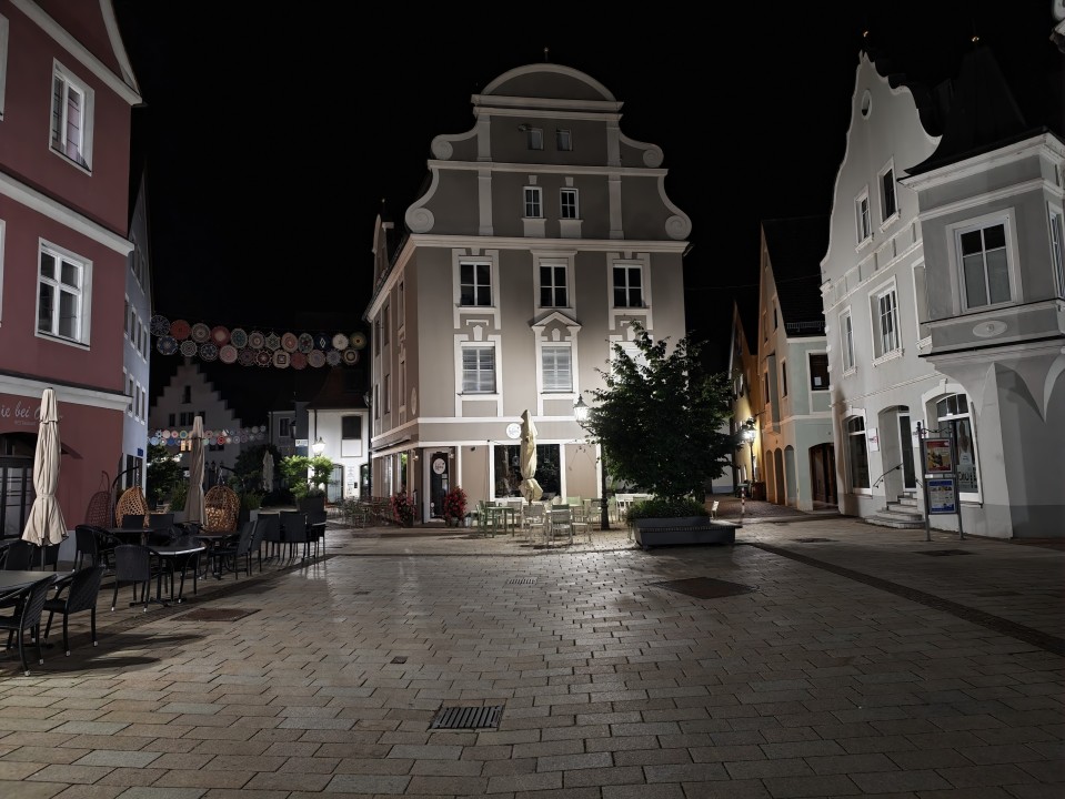 Oppo Find X9 Ultra Kamera Haupt Nacht