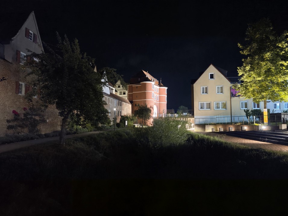 Vivo X Fold 6 Kamera Test Haupt Nacht