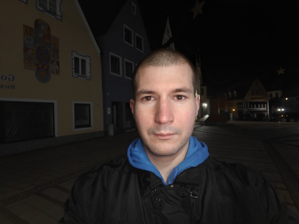 OnePlus 16 Frontkamera