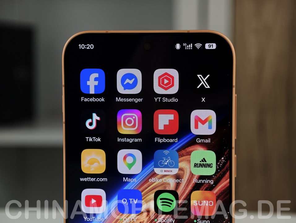 OnePlus 16 Display