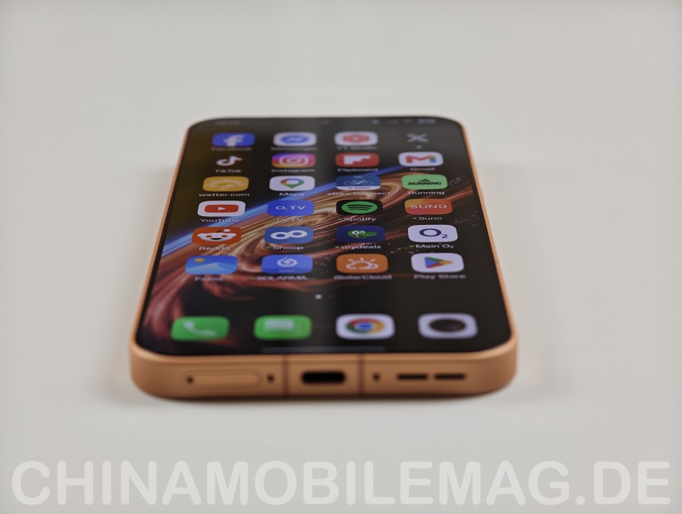 OnePlus 16 Display