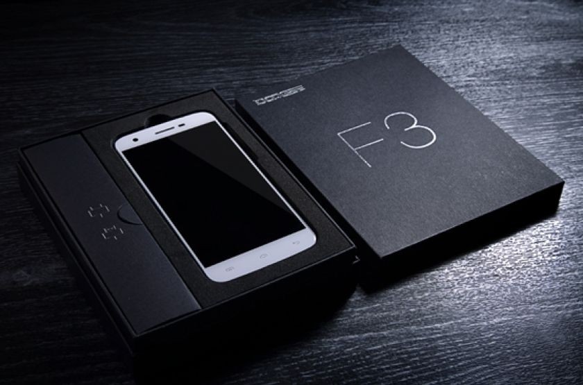 Doogee F3 kommt mit Bambus Cover